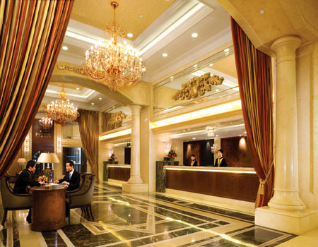 The Grand Emperor, Macau's Lobby